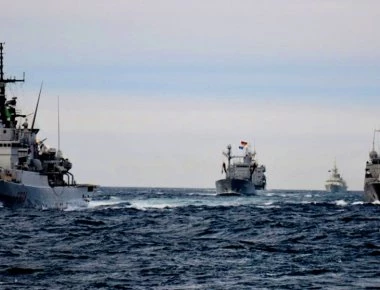 «Το τραβάει» η Αγκυρα και δηλώνει με NAVTEX: «Τουρκικό έδαφος το Καστελόριζο» - Αθήνα: «Αυτή την φορά θα κτυπήσουμε»